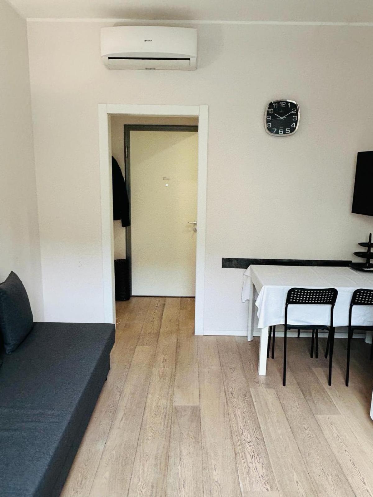 Easy Room Italy ミラノ エクステリア 写真